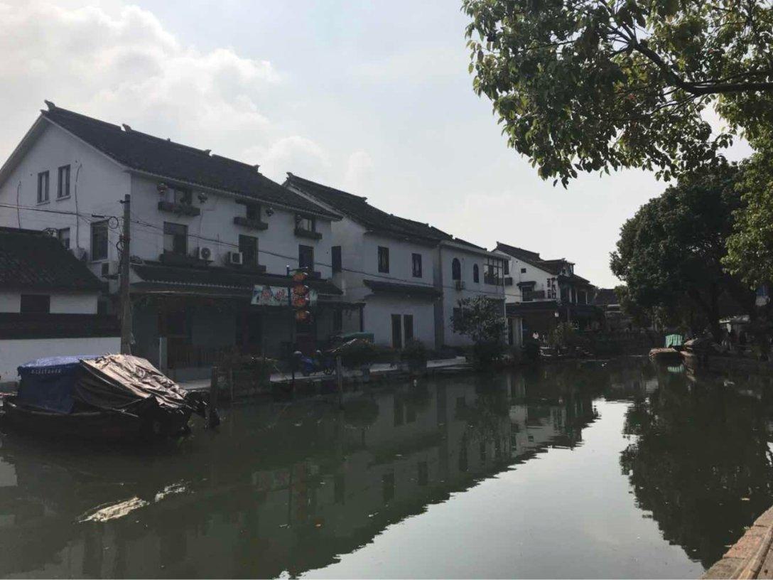 逃离神秘海底世界
